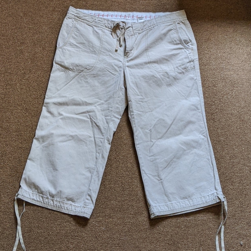 Capri Pants